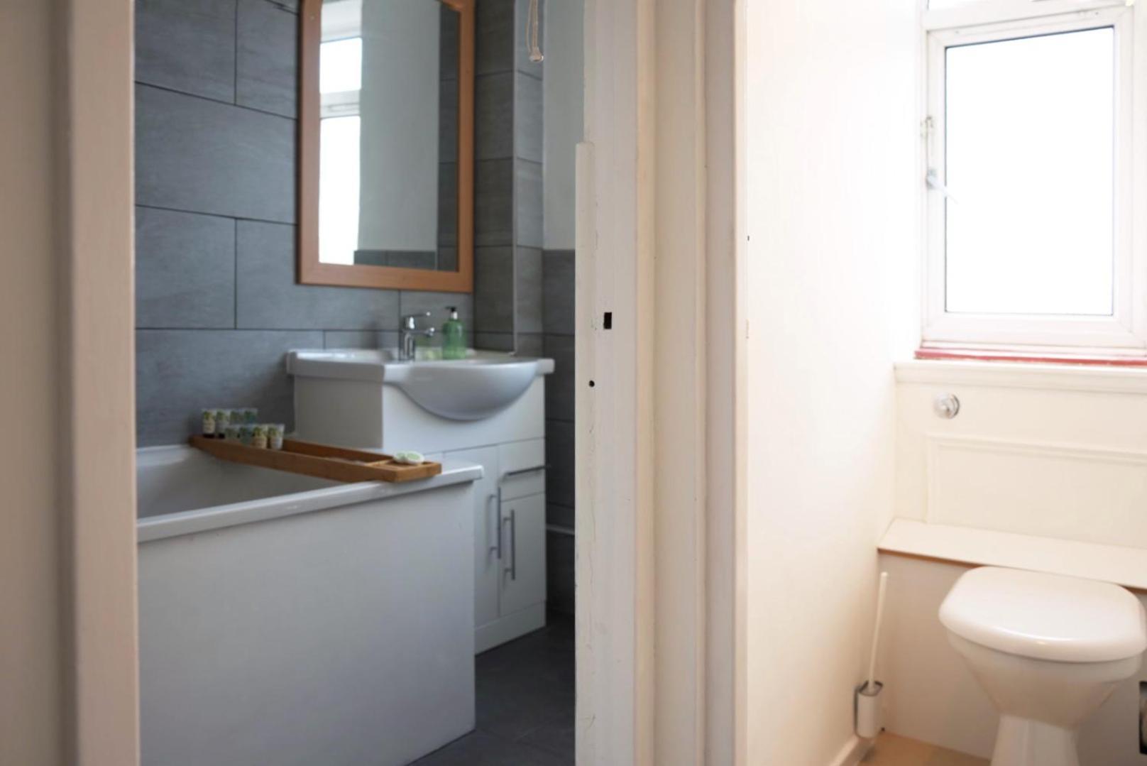 Apartamento Sofia Place In Vauxhall - 3 Double Beds, 1 Sofa Bed, Spacious