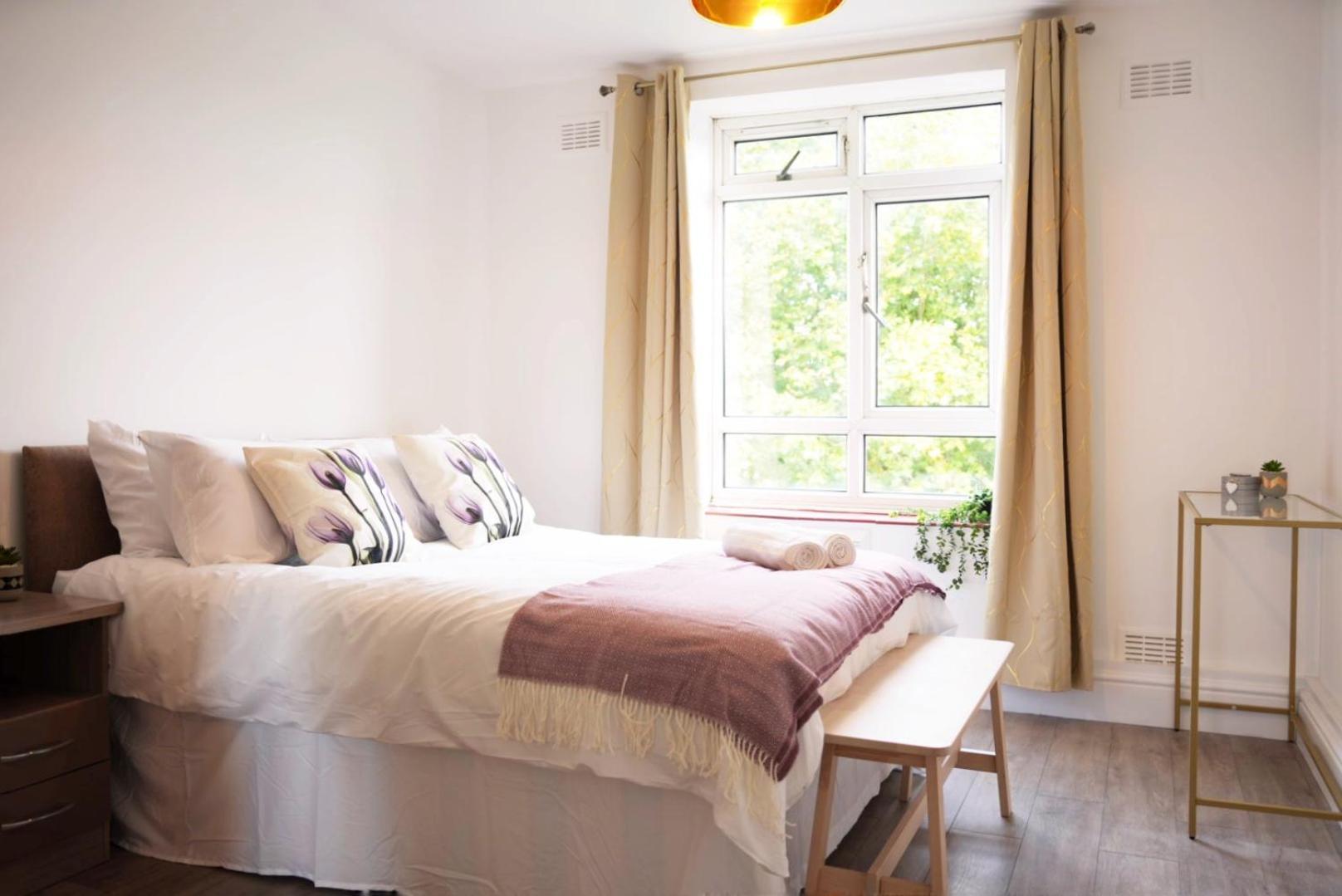Apartment Sofia Place In Vauxhall - 3 Double Beds, 1 Sofa Bed, Spacious *